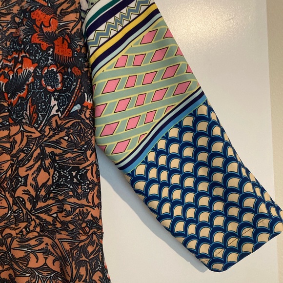 The Lines In Between Abstract/Boho Style Dress - Picture 3 of 16